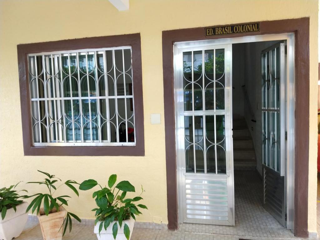 Apto Canto Do Forte - Praia Grande - Local Privilegiado - 100 Metros Da Praia - Internet Inclusa المظهر الخارجي الصورة