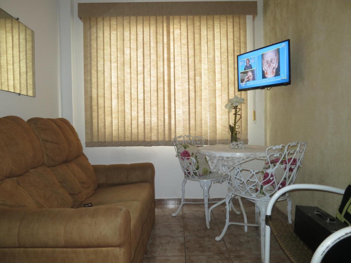 Apto Canto Do Forte - Praia Grande - Local Privilegiado - 100 Metros Da Praia - Internet Inclusa المظهر الخارجي الصورة